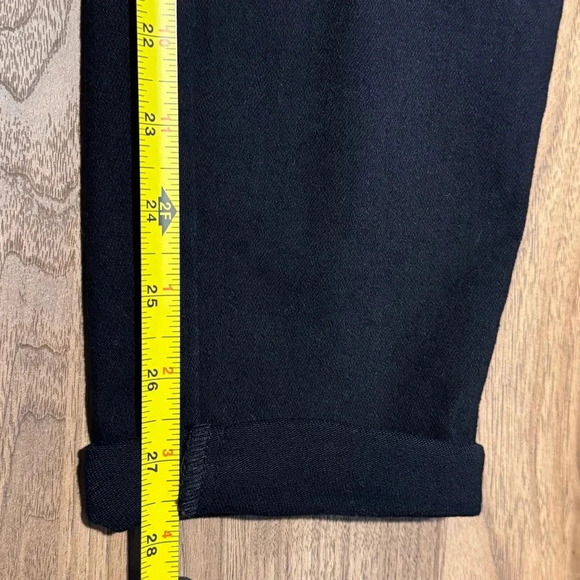 Judy Blue Women's Black High Waisted Double Roll Cuff Jogger Jeans 3/26 Comfy - Picture 7 of 7